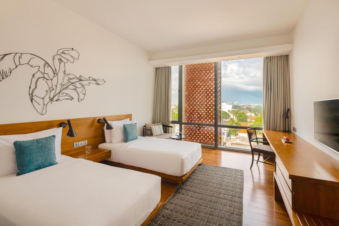 Jetwing Seven Hotel